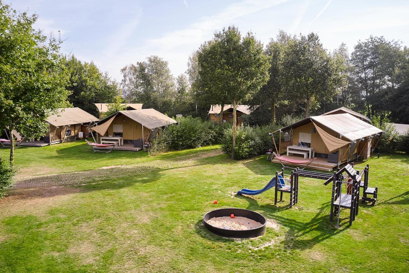 Hotel Glamping Twente à Denekamp Extérieur photo