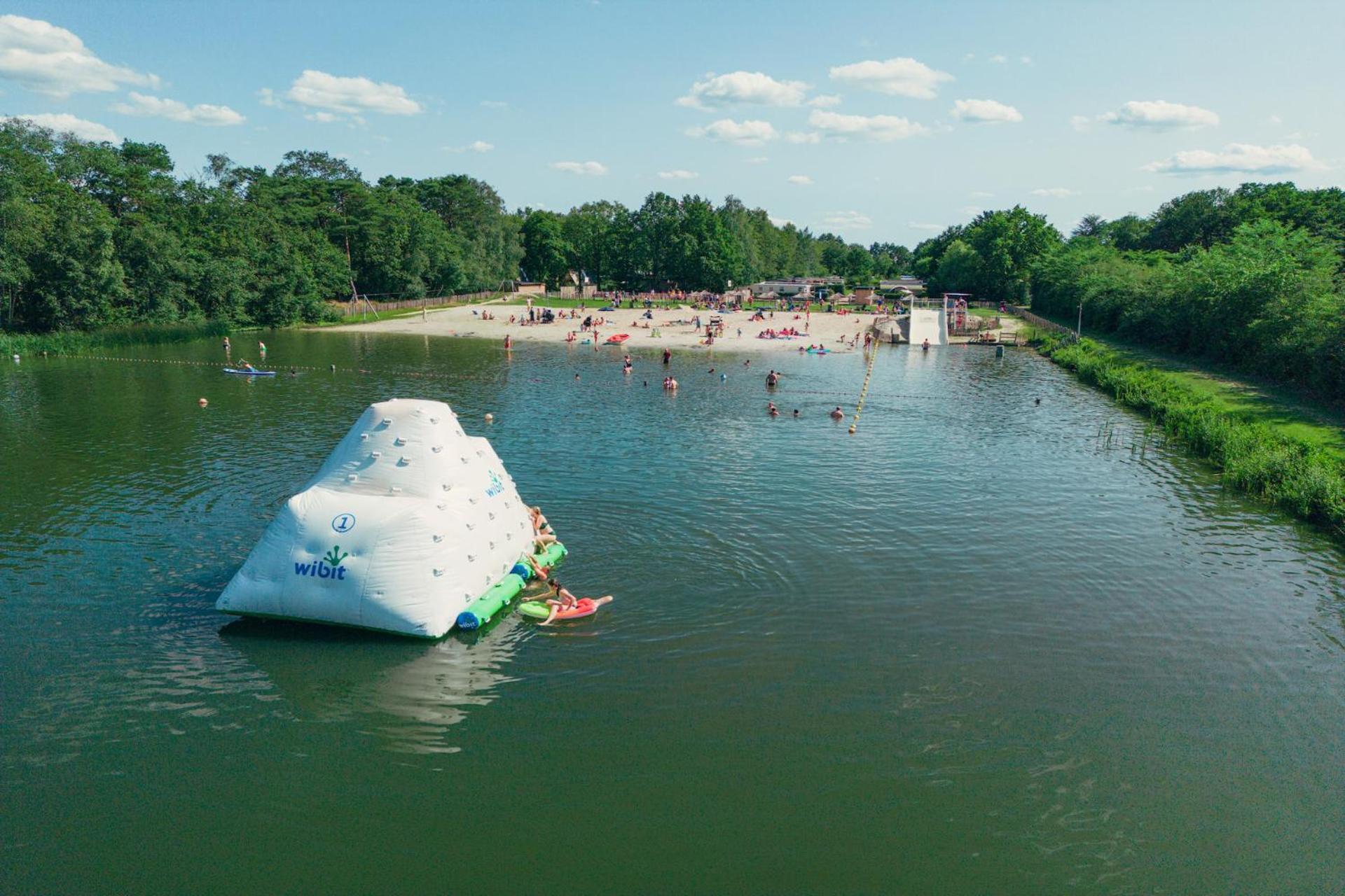 Hotel Glamping Twente à Denekamp Extérieur photo