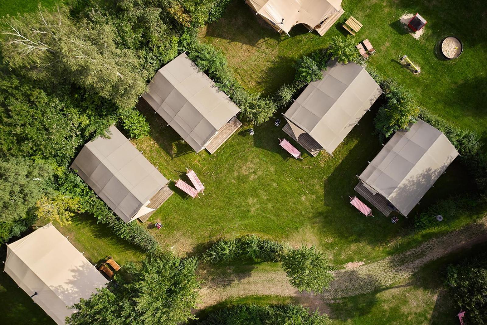 Hotel Glamping Twente à Denekamp Extérieur photo